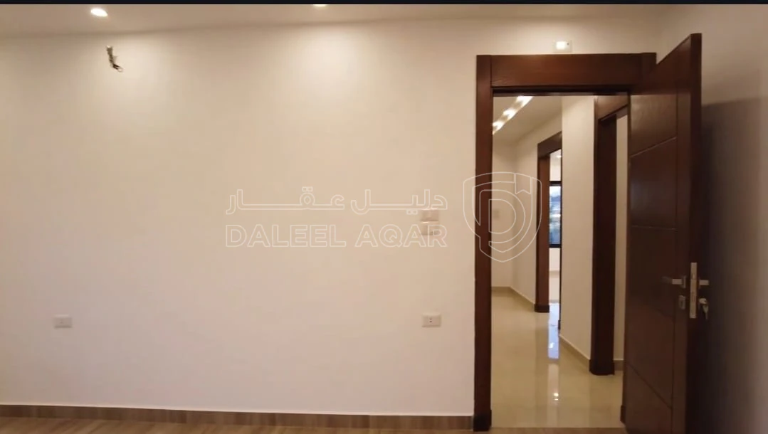 شقة في مرج الحمام - مقابل كازية السلام - 115,000 دأ - صورة 1